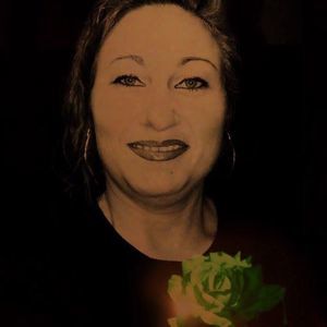 Meet your Posher, Lucia